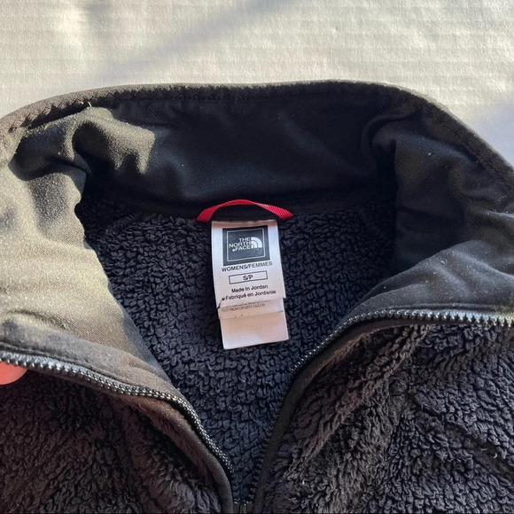 The North Face Fuzzy osito  Pull up Sweater Black Womens size Small - Picture 6 of 16